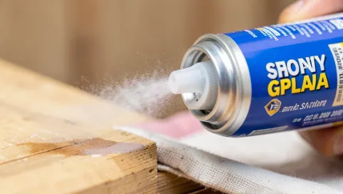 Mocny klej w sprayu