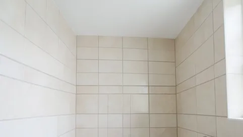 Płytki Do Sufitu Czy Niżej
